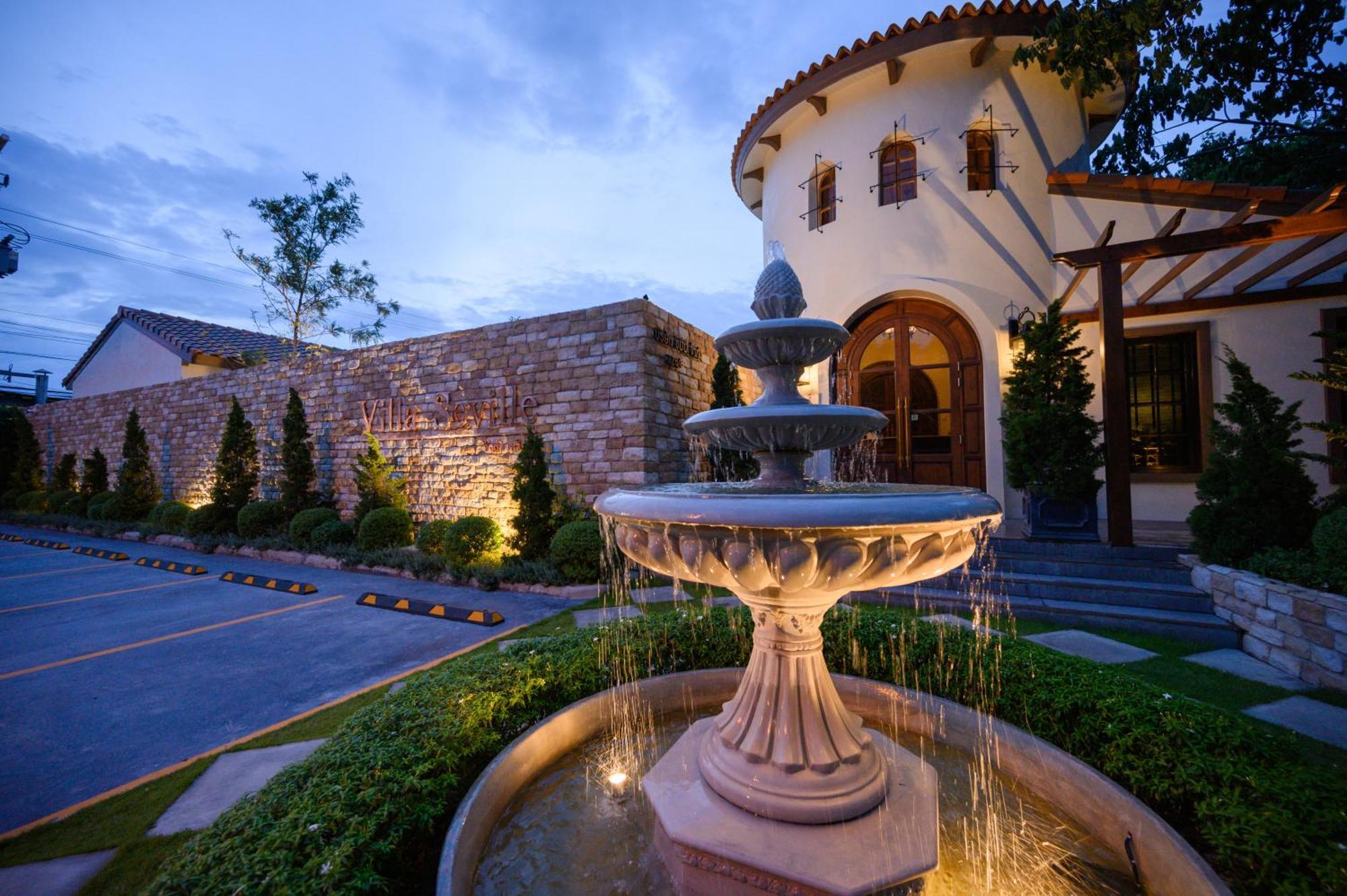 Villa Seville Хуа Хин Екстериор снимка